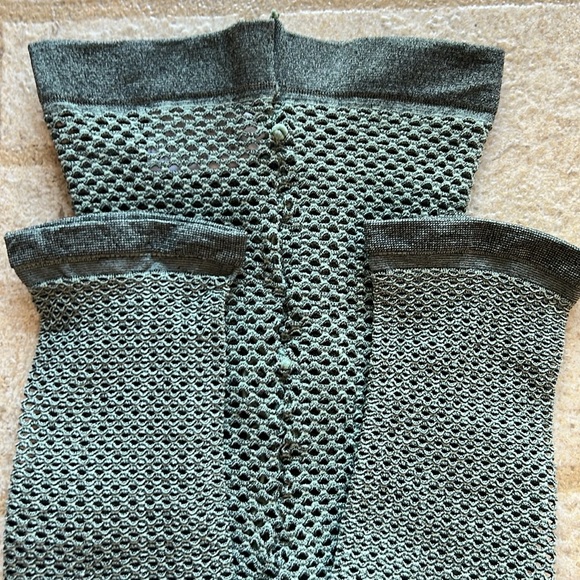 Danskin Chunky Fishnet Cropped Tights O/S Sage NWOT - Picture 1 of 5